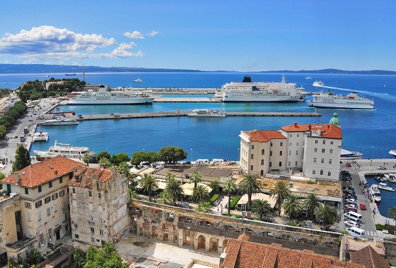 Split Ferry Port